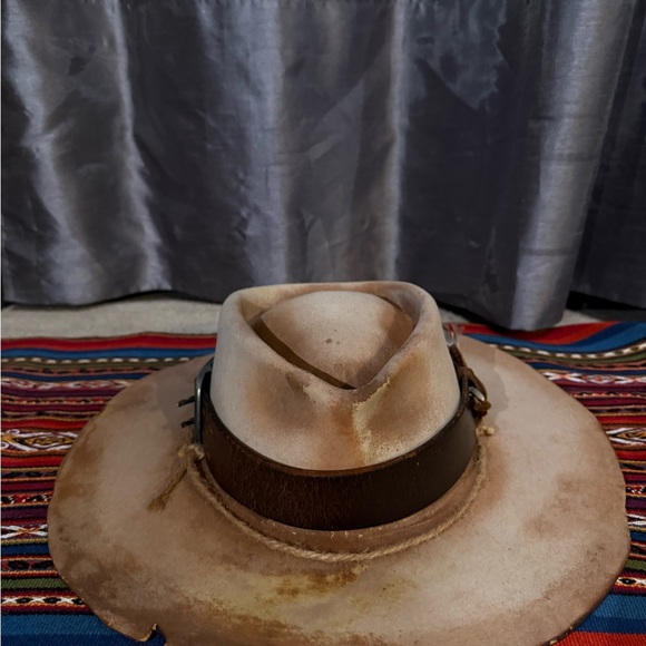 Stetson® 6X Silver Belly Felt Hat
73/8 - customized - Picture 3 of 8